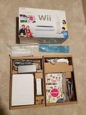 WII NINTENDO FAMILY EDITION BIANCA GIOCHI JOYSTICK NUNCHUCK CONSOLE SCATOLO BOX