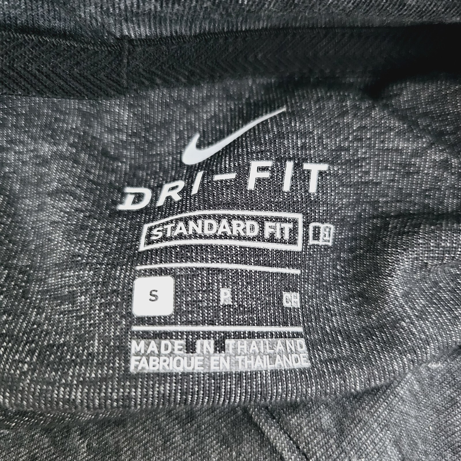 Nike Mens Yoga Long Sleeve Funnel Neck Top CU6255-010 Size Small Dark Grey thumbnail 2