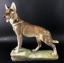 Goldscheider Schäferhund No. 6455 / 84 / 10 - um 1938 - H34,5cm