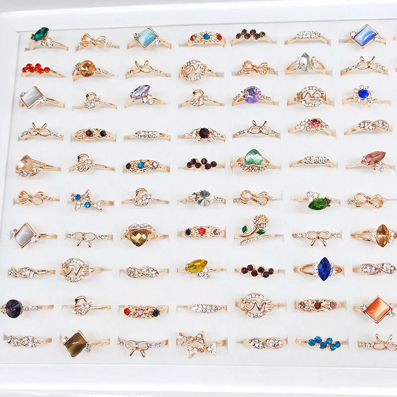 30Pcs Wholesale Colorful Crystal Mixed Rings Bulk Finger Band Ring Jewelry Lot - Image 3 of 4