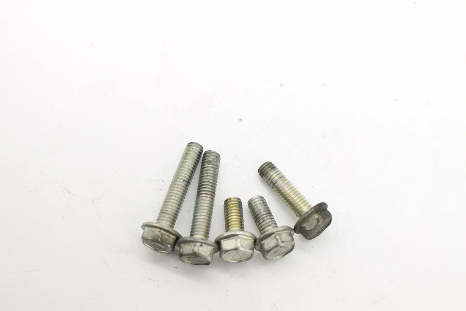 Kawasaki Ninja ZX6R ZX600R 2012 juego de pernos de radiador de motor 130CA0622 Foto 3 de 3