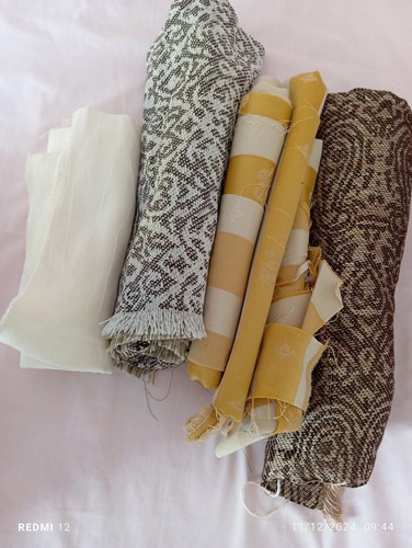 Tessuti Ritagli Stoffe Scampoli Hobby Cucito Ago Fermatende Patchwork Cuscini - Foto 4 di 13