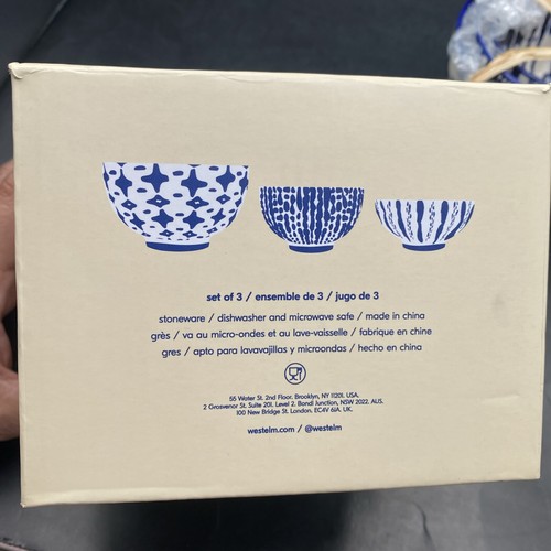 West Elm Indigo Tie Dye Nesting Bowls (3). NEW Ceramic Stoneware Cobalt White - Picture 3 of 13