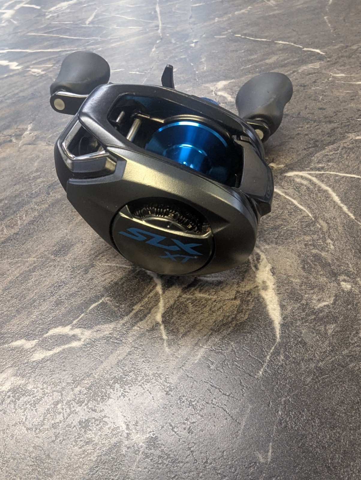 Shimano SLX XT 150HG 7.2:1 Gear Ratio Right Handed Casting Fishing Reel
