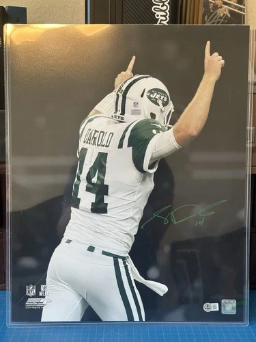Sam Darnold Autographed 16x20 Photo Beckett COA Jets Seahawks Super Bowl LX QB