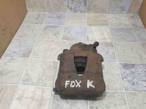 VW FOX 5Z1, 5Z3 Bremssattel vorne links 1.20 Petrol 40kw 2005 21042249