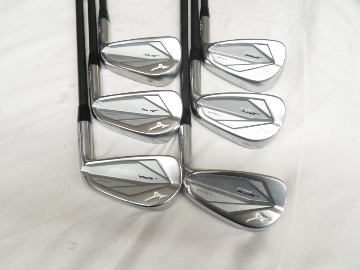 Used Mizuno JPX 923 Tour Iron Set 4-PW Dynamic Gold Black S400