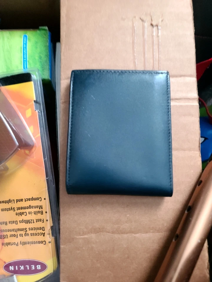 Кожаный бумажник двойного сложения Pierre Cardin синий ультратонкий - Изображение 2 из 4