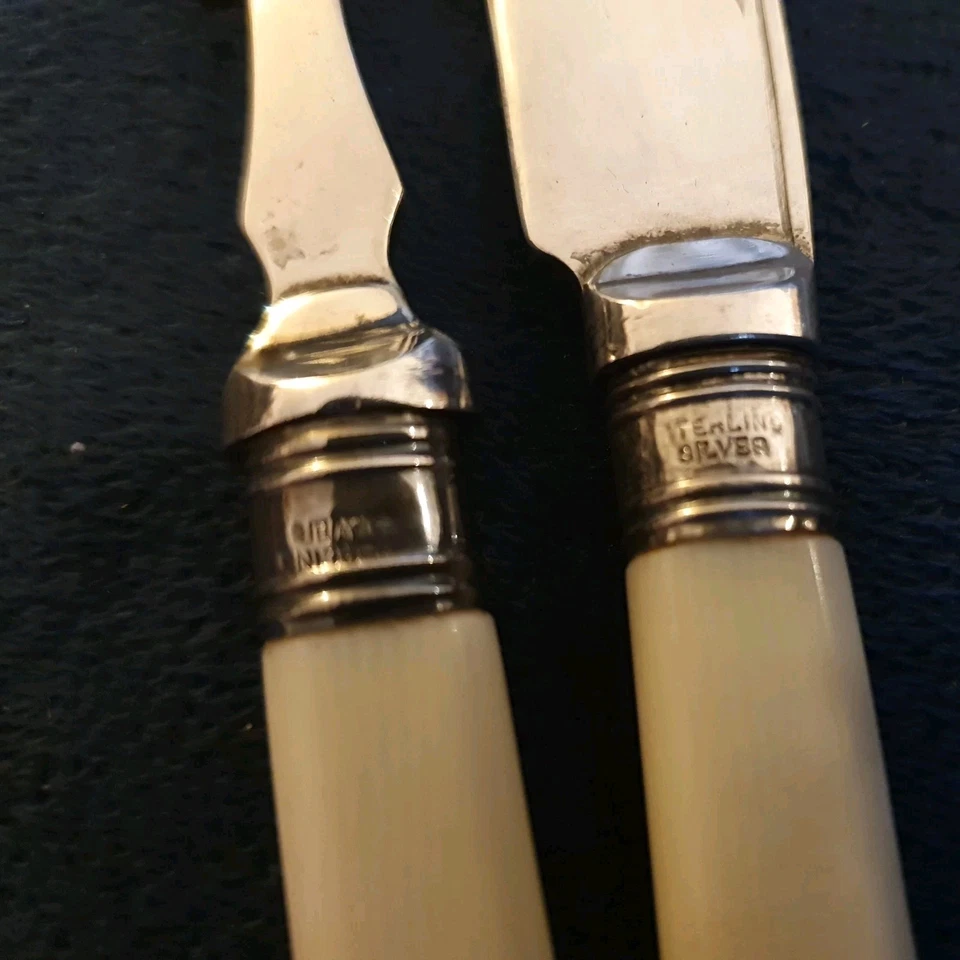 Vintage Box Set of EPNS Fish Knives & Forks - with Sterling Silver Collars. - Image 4 of 4