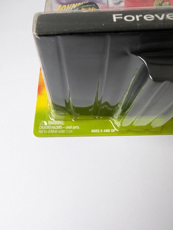 Johnny Lightning Grateful Dead Forever Jerry VW Bus and Bug Diorama - Image 4 of 4