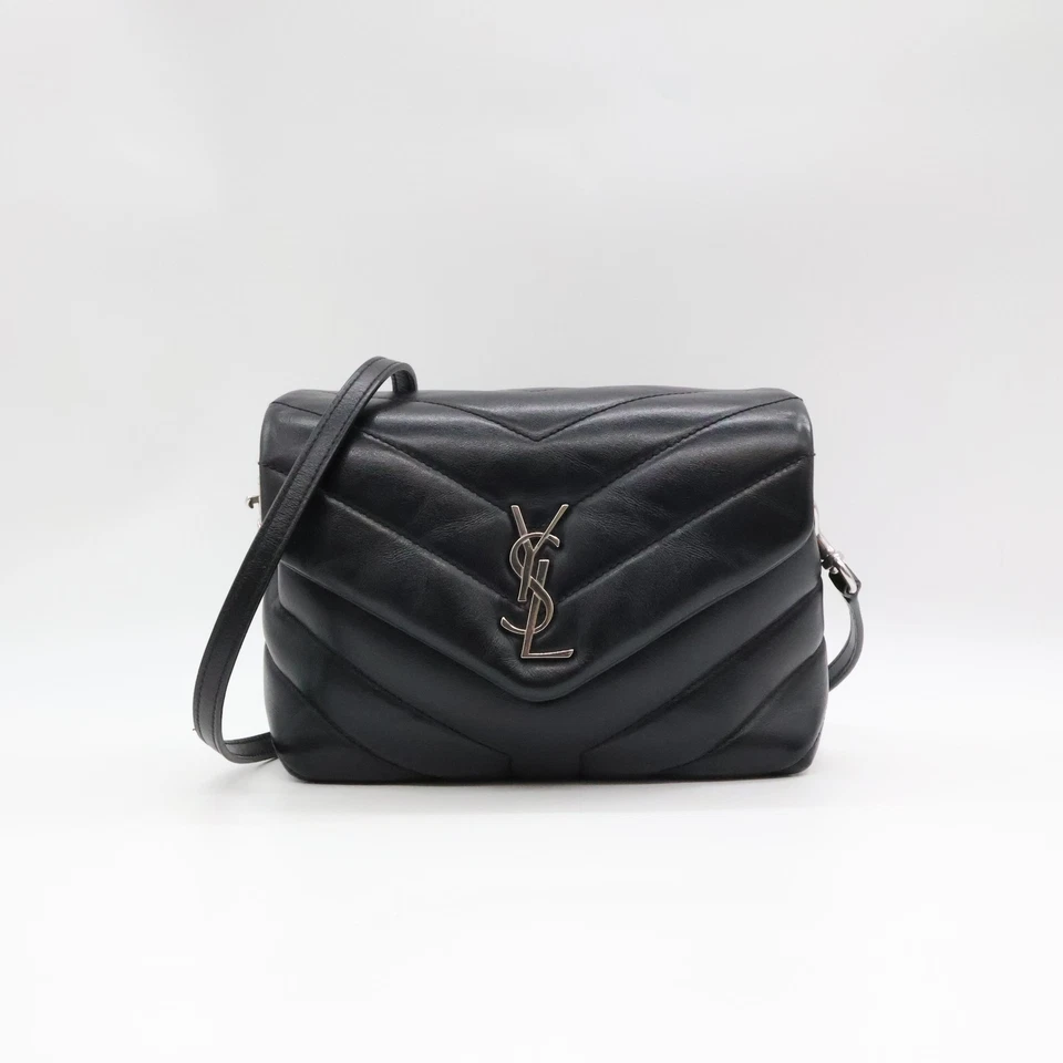 Saint Laurent Loulou, photo 1 of 5