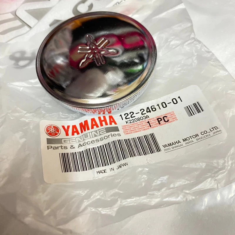 NOS 74-75 YAMAHA RD200 73-75 RD60 OEM CHROME GAS FUEL TANK CAP 122-24610-01-00 - Image 3 of 4