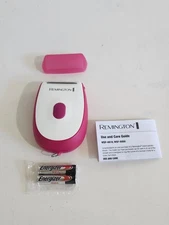 Remington Smooth and Silky 3 Blade Shaver Compact Wet Dry Battery Operated