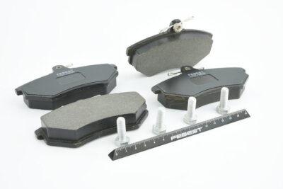 EBC Ultimax2 Front Brake Pads | 89-91 Audi 200 2.2 Turbo (ATE)