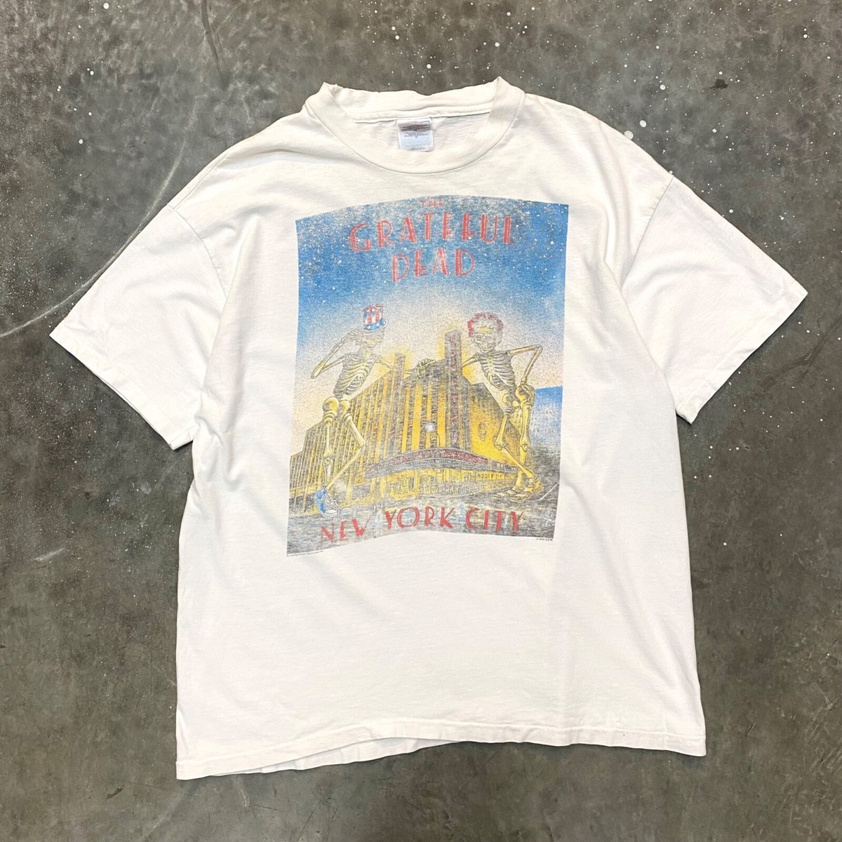 VTG 90s Grateful Dead New York City Faded Graphic T Shirt