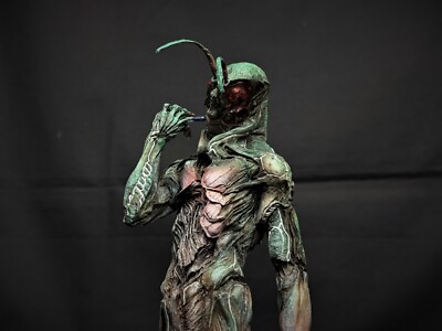 Takeya Takayuki A Metamorphosis Addict Art Statue (One-Off) 竹谷
