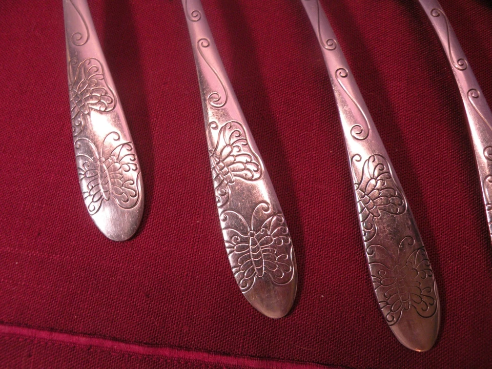 Conjunto de 5 colheres de sopa de aço inoxidável Cambridge borboleta e pergaminhos lugar oval 8 pol. GH3 - Imagem 4 de 4