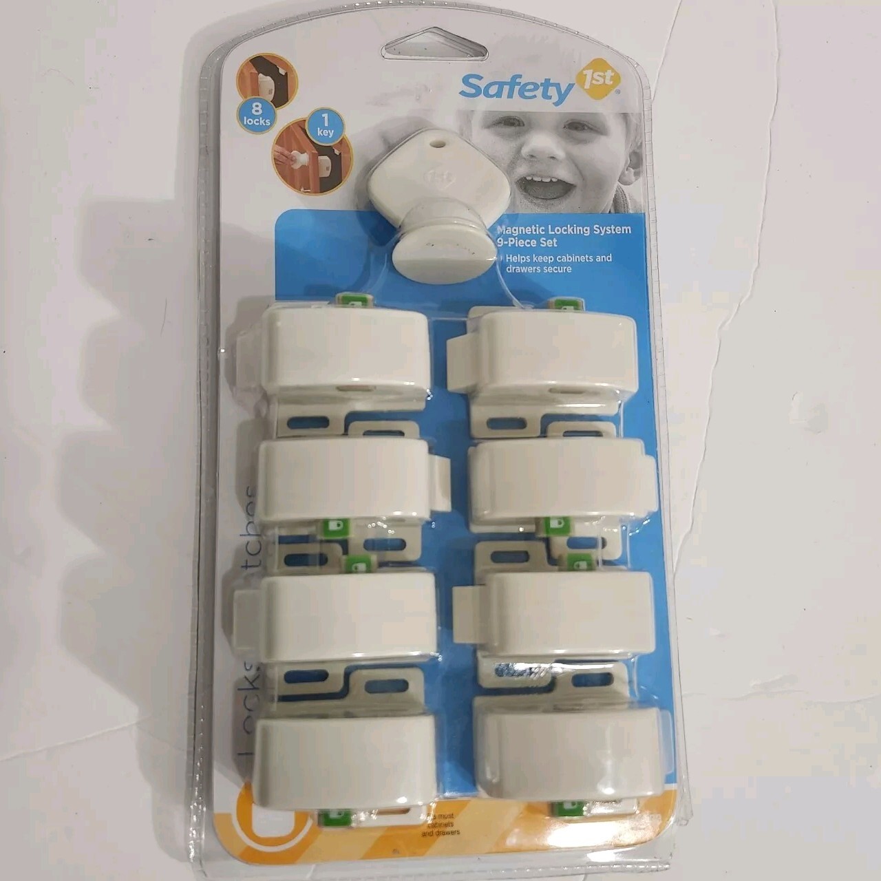 Safety 1st Magnetic Locking System 9 Piece Set HS133 Key Cabinet Drawer