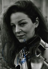 Carolin Widmann "Violinist" signed 8x12 inch photo autograph Carolin Widmann "Violinist" signed 8x12 inch photo autograph