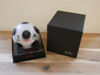 Adidas Mini Ball Europass EM Euro Cup 2008 Matchball Replica Uefa Box Ständer