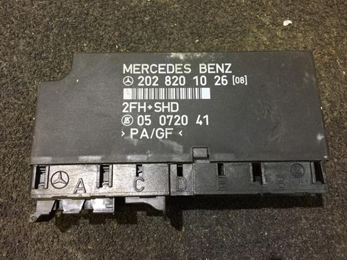 Mercedes-Benz C-CLASS 1995 Electric window control unit 2028201026 #213898-27