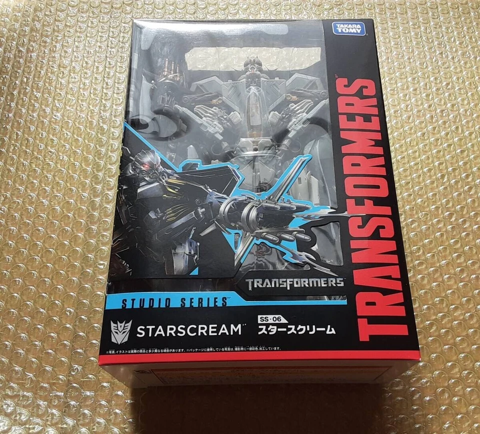 Takara Tomy Transformers Studio Series SS-06 STARSCREAM NEW - Image 3 of 4