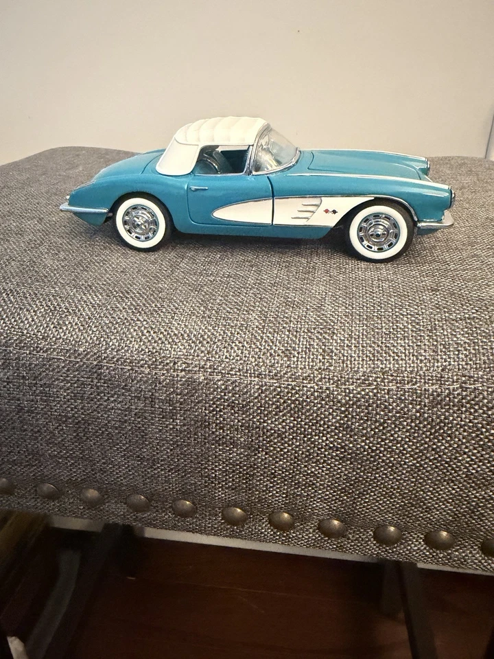Corvette convertible Tasco turquesa 1960 diecast 1/24 Franklin como nuevo Foto 3 de 4