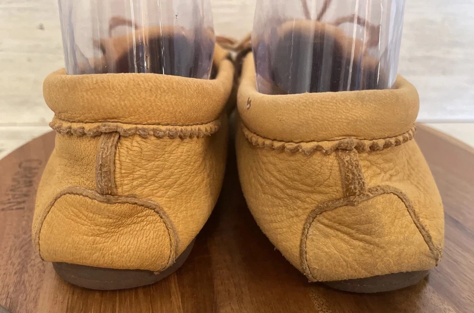 Minnetonka Moccasins 女式 7 码棕色麂皮绒皮革串珠雷鸟复古 — 第 4/4 张图片