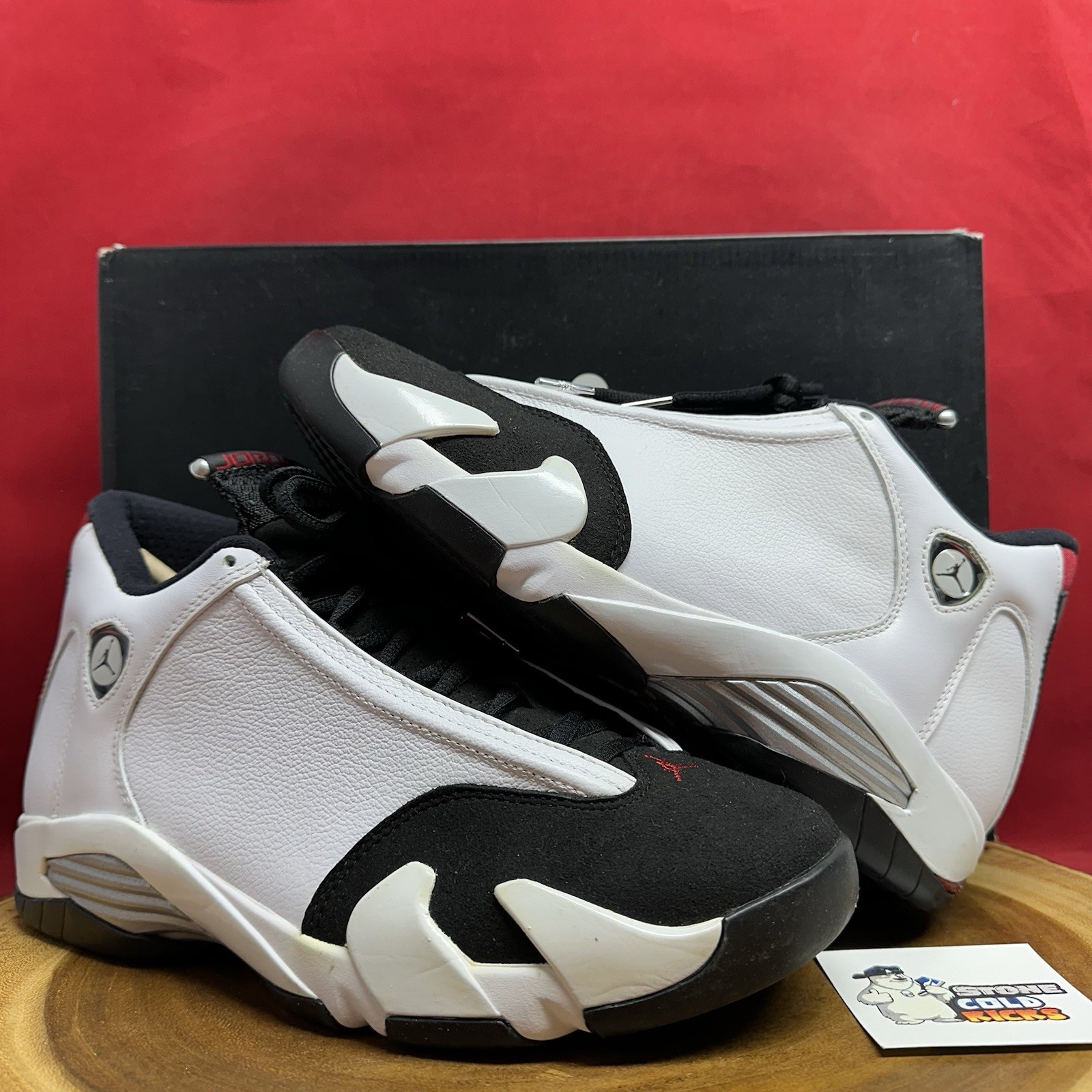 Nike Air Jordan 14 Retro Black Toe 487471-102 Size 8 White XIV XI