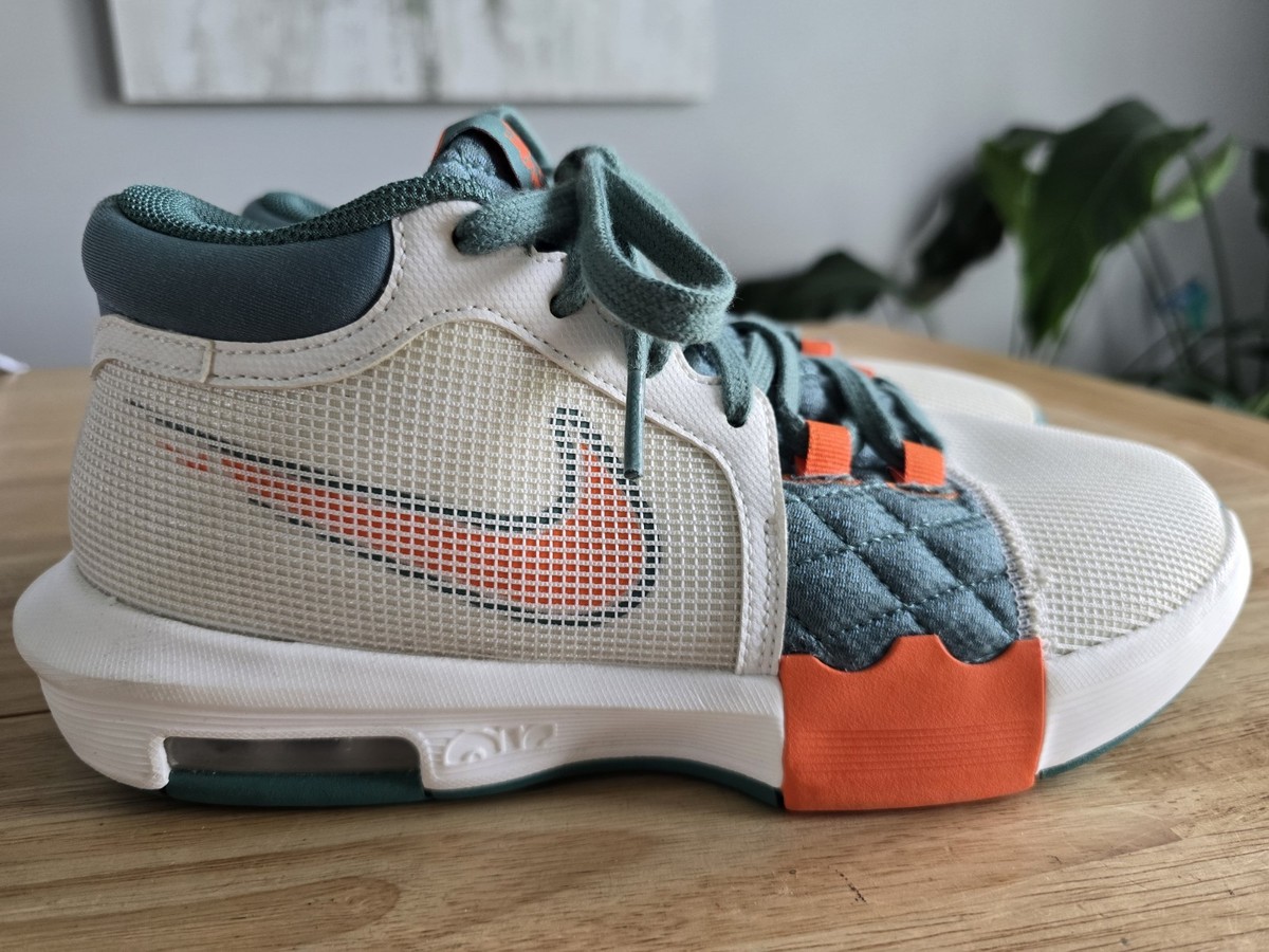 NIKE‎ LEBRON WITNESS 8 VIII Sail/orange/orange FB2239-101 Men\'s Shoe Size 7 NEW NIKE LEBRON WITNESS 8 VIII Sail/orange/orange FB2239-101  main image 3