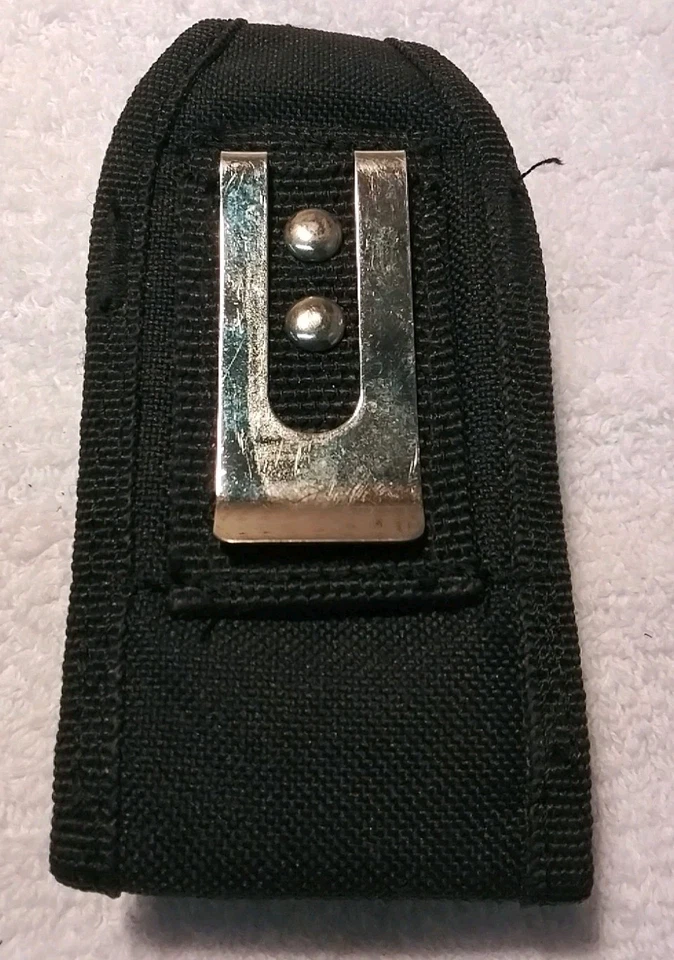 CLC 2"×5" NYLON KNIFE HOLDER WITH BELT ATTACHMENT - Image 2 of 4