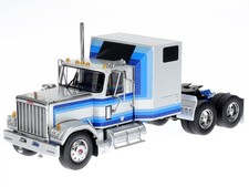 GMC General 1980 silver LKW Truck diecast modelcar IXOTR079 IXO 1:43