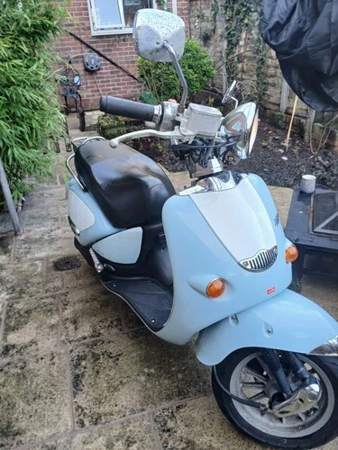 2003 APRILIA HABANA 125 CUSTOM. - Picture 4 of 9