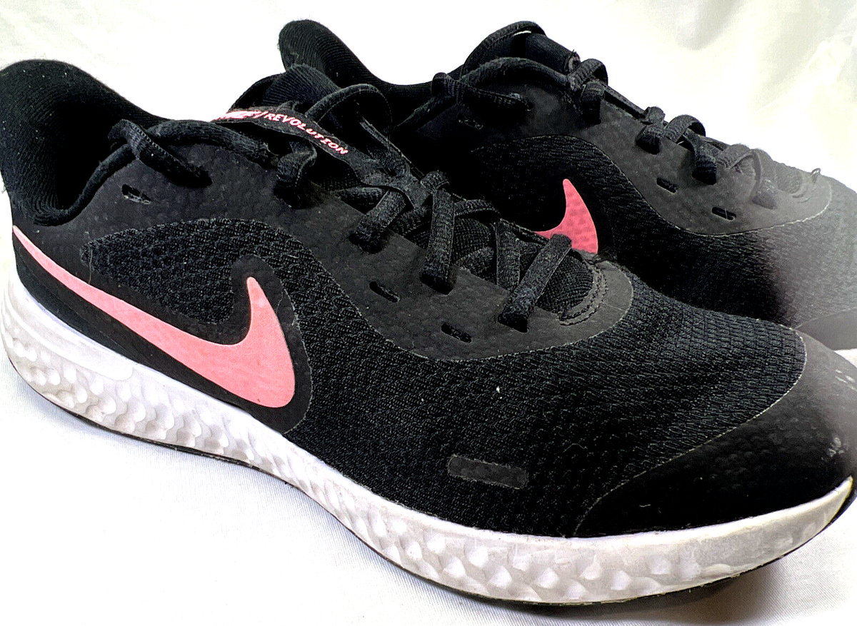 nike revolution 5 women's black and pink