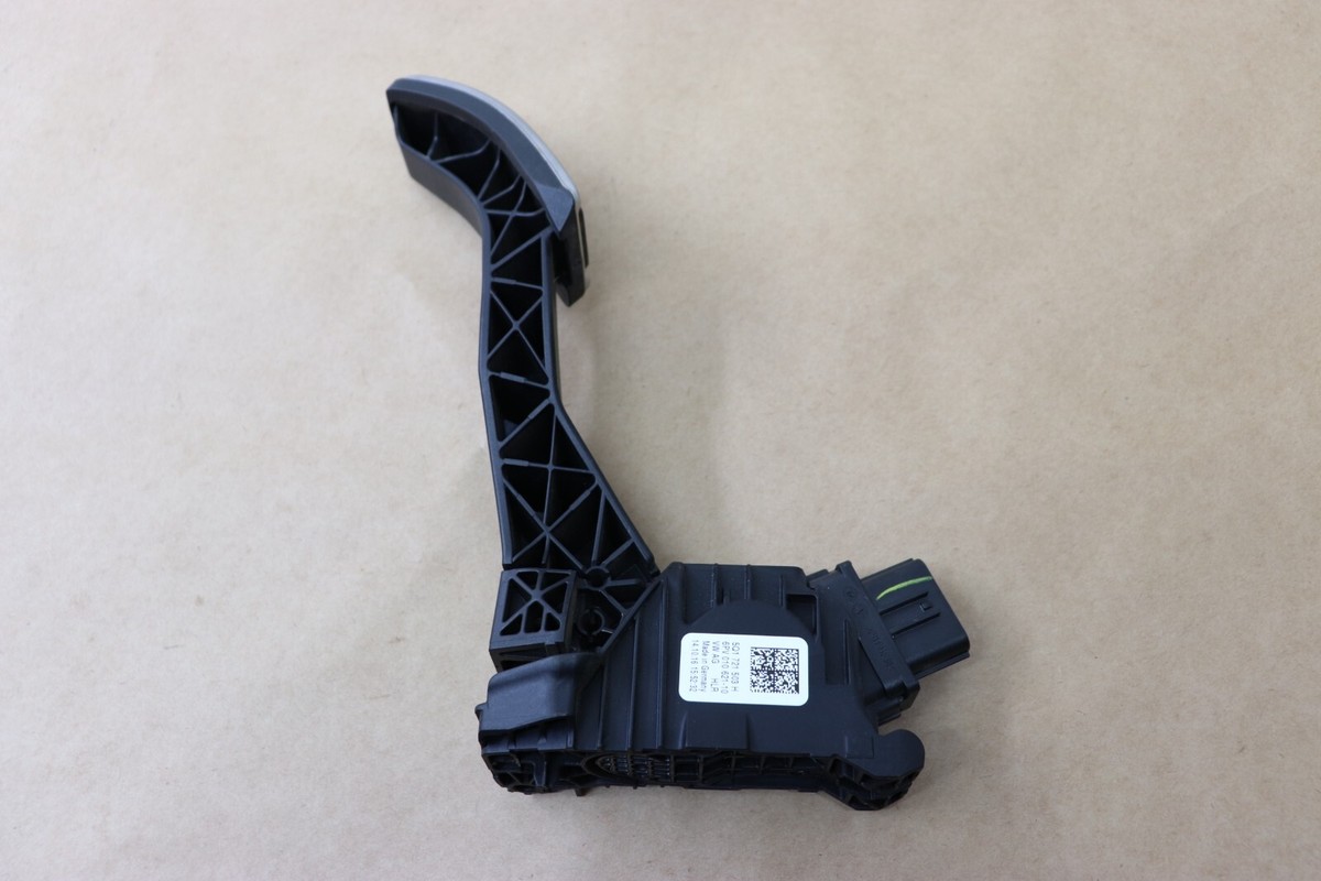 15-17 2017 VW VOLKSWAGEN GTI GAS PEDAL ACCELERATOR PEDAL M/T