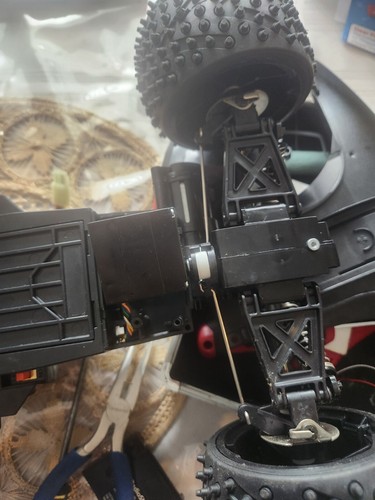 Radio Shack Tempest Vintage Twin Motor Off Road 4x4 RC Vehicle - Picture 7 of 8