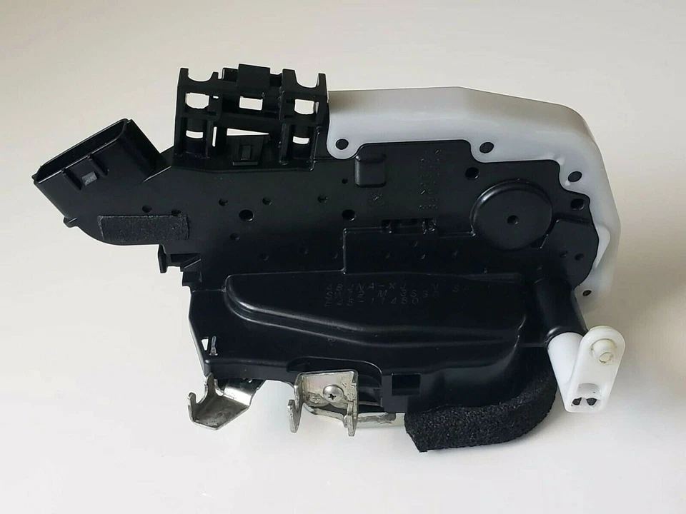 LIFETIME WARRANTY 2009 to 2014 Genuine Nissan Cube Door Lock Actuator LEFT FRONT - Imagem 3 de 4