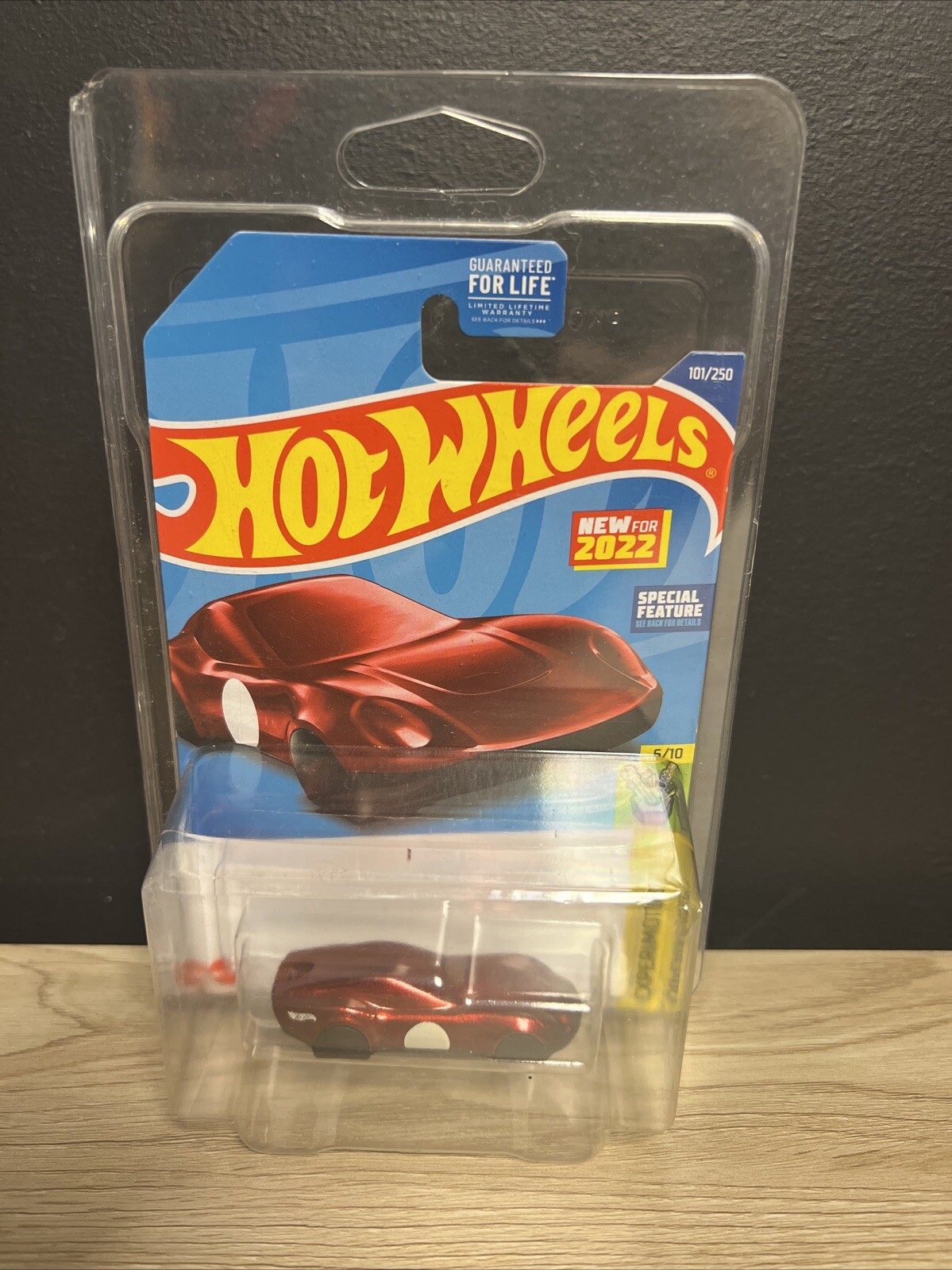 Hot Wheels Range Rover Classic 1:64 Diecast Vehicle - Green