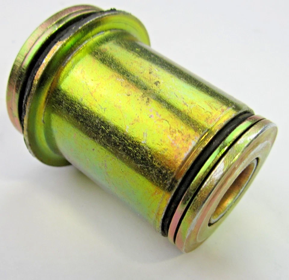 FERRARI 355 456 550 575 BUJE BRAZO CONTROL SUSPENSIÓN DELANTERA INTERIOR O TRASERA EXTERIOR Foto 3 de 4