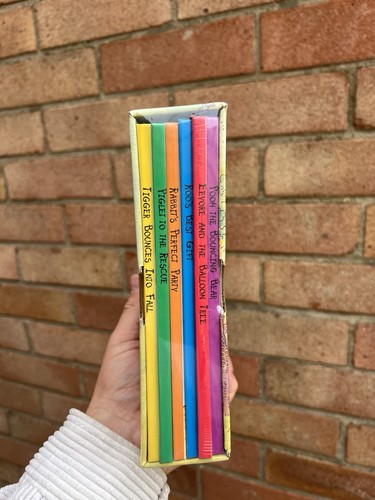 Winnie the Pooh and Friends Books Rare Vintage Walt Disney Classics Sealed - Picture 3 of 6