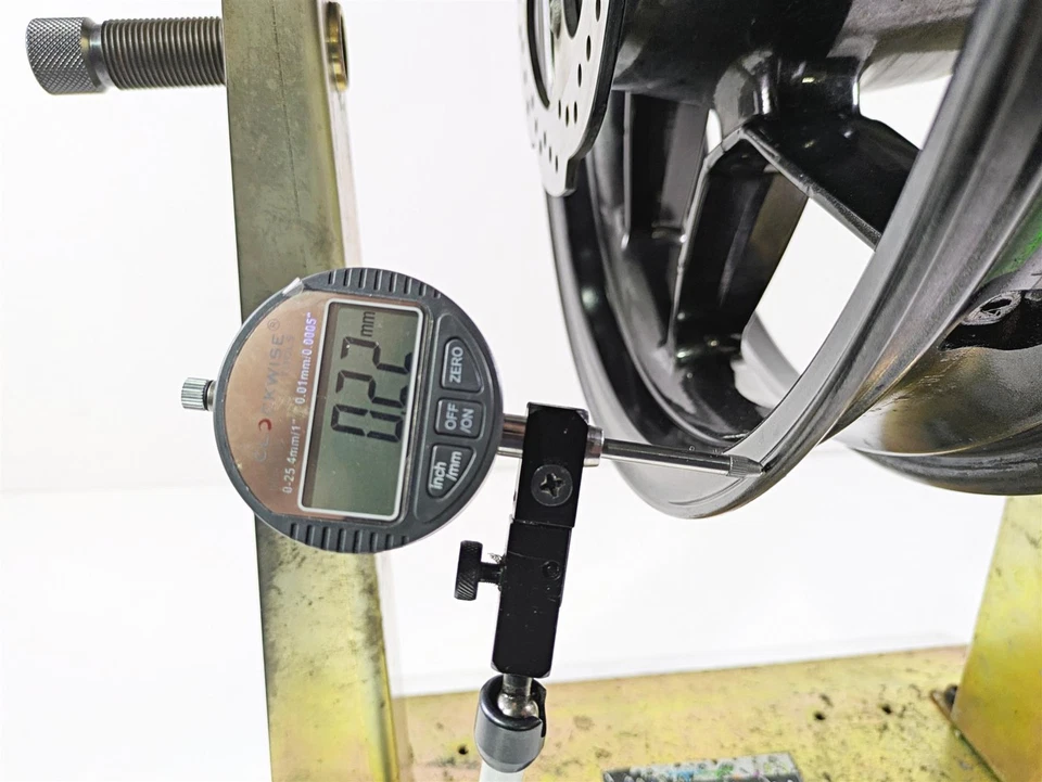 Llanta trasera recta Zero Motorcycles S 9.8 2016 y rotor 17x3,5 23-08056-4 Foto 4 de 4