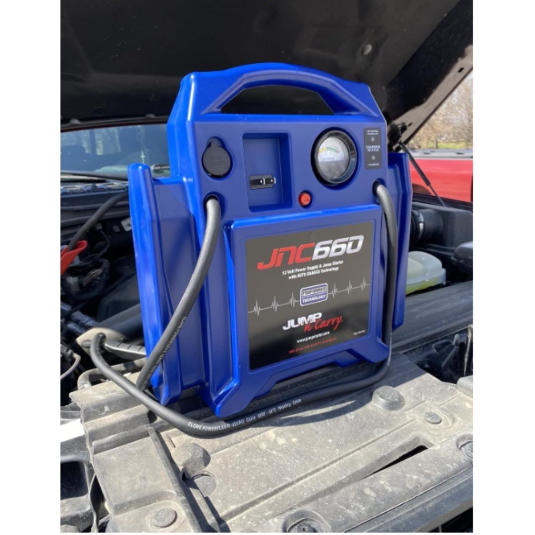 Clore Automotive JNC660 Jump-N-Carry 1700 Peak Amp 12 Volt Jump Starter