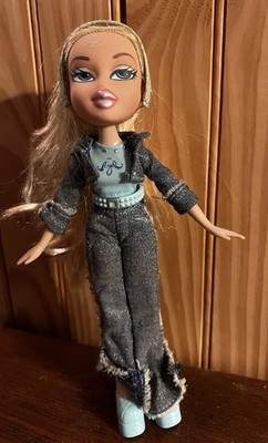 Bratz 2001 MGA Doll First Edition Cloe