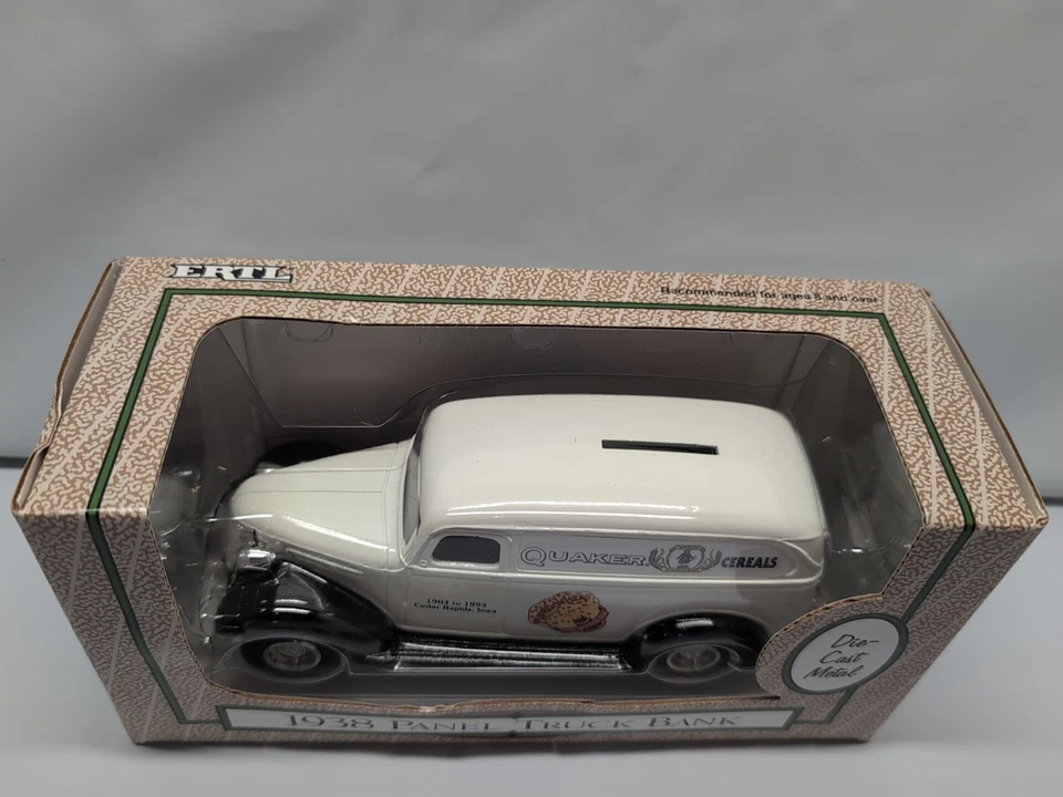 ERTL Quaker Cereals 1938 Chevy Panel Truck 1/25 Die Cast Coin Bank NIB  - Image 2 of 4