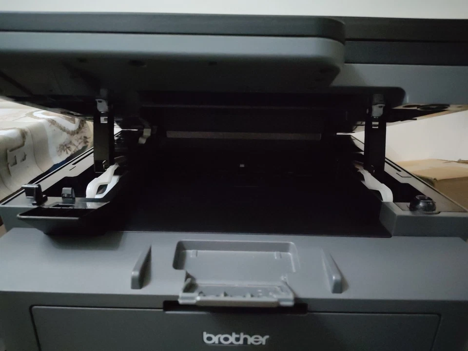 Brother DCP-L2620DW Stampante Laser Multifunzione - DCPL2620DWRE1 - Immagine 2 di 4