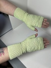 Hand Dyed Fingerless Gloves Arm Warmers Light Green Wool NEW