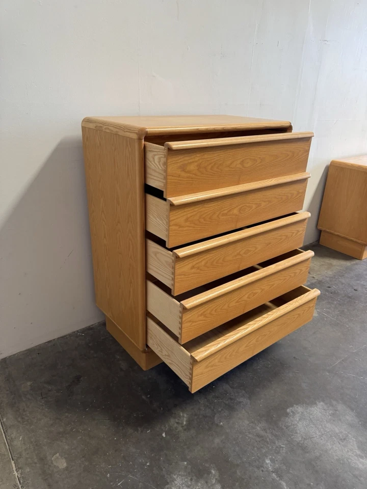 Cómoda Kibaek Mobelfabrik de teca con 5 cajones - Tallboy danés alrededor de los años 60 Foto 4 de 4