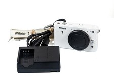 Nikon 1 J1 10.1MP Digital Camera Body Only Very Low Shutter Count #C911