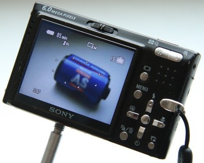 Sony Cyber-Shot Super SteadyShot DSC-T9 6 MP 3xZoom Compact