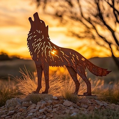 Howling Wolf Rusted Metal Sign Garden Sculpture - Garden Stake Decor Gift